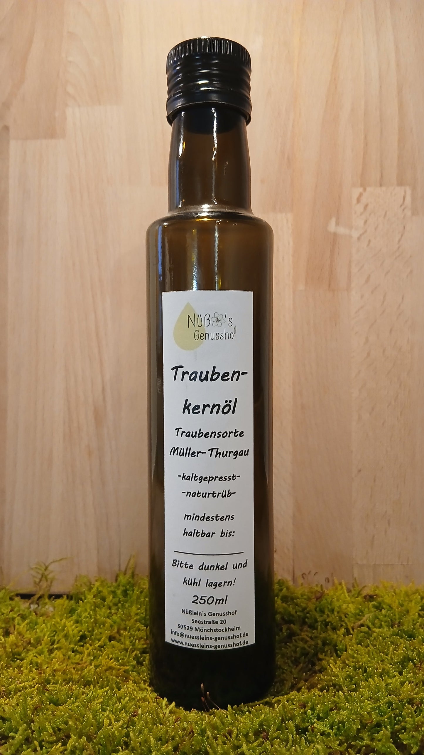 Traubenkernöl der Rebsorte Müller Thurgau